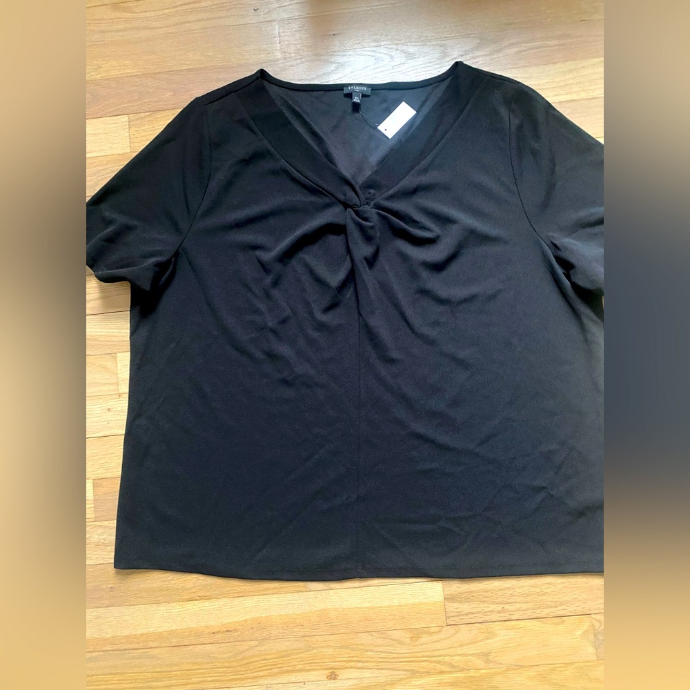 Talbots Black Woman’s V-neck Twist Knot Front Top Short  Sleeves Size 3X Casual